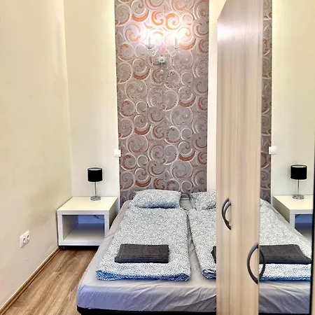 F14 By Small Apartment
